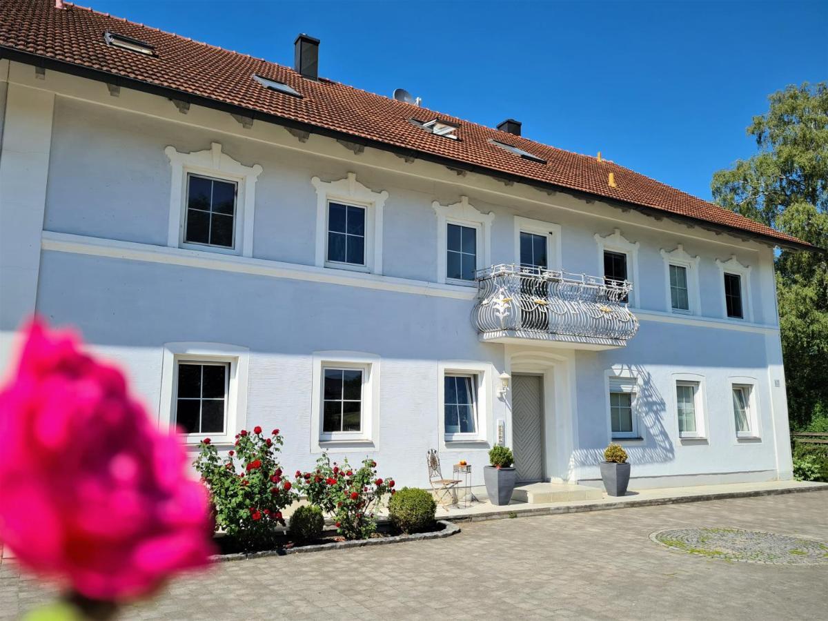 Gaestehaus Kirmerschneiderhof Bei Erding Berglern Esterno foto